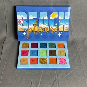 Beach Please Eyeshadow Palette